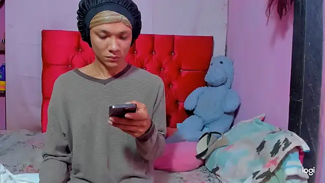 StassieBell online show from April 1, 2026, 4:24 am