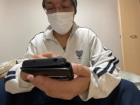 Grandpa29hijii online show from January 19, 2025, 3:10 pm