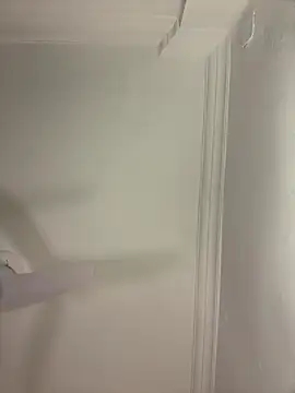 IamCrystal2 online show from December 4, 2025, 1:26 am