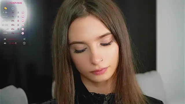 EvaLung777 online show from September 12, 2025, 7:52 am