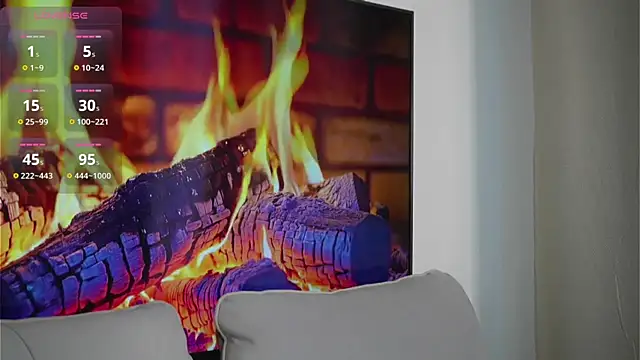 EvaLung777 online show from December 1, 2025, 9:14 am