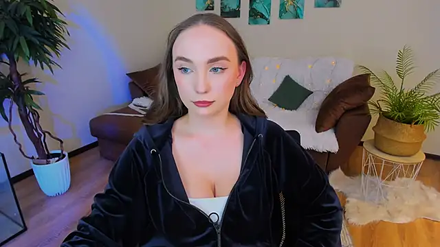 TrueReincarnation online show from March 19, 2025, 10:31 pm