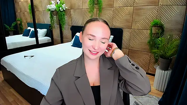 TrueReincarnation online show from September 8, 2025, 4:06 pm