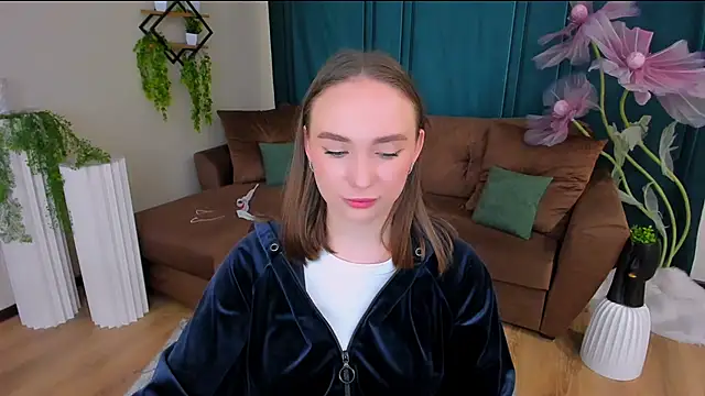 TrueReincarnation online show from September 25, 2025, 6:06 am