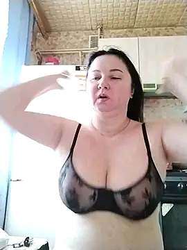 Snapshot of Holly-69 chatting on March 22, 2025, 1:08 pm Holly-69 online show from March 22, 2025, 1:08 pm