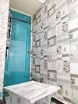 Holly-69 online show from February 17, 2026, 6:03 pm