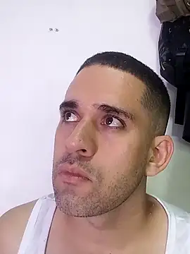 Snapshot of CRISTHIAN_GREY01 chatting on February 15, 2025, 5:51 am CRISTHIAN GREY01 online show from February 15, 2025, 5:51 am