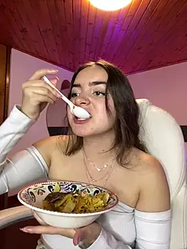 imlindapink online show from March 3, 2025, 10:20 pm