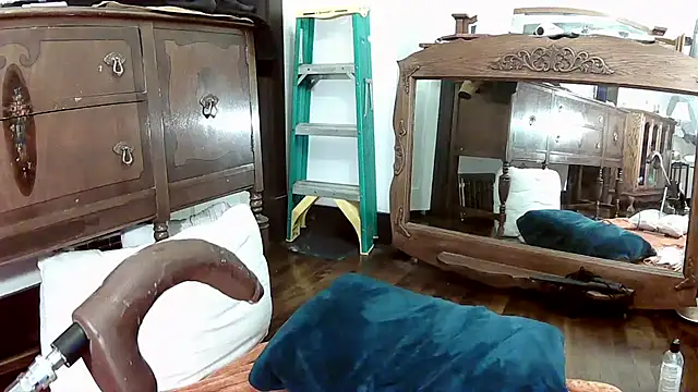 Snapshot of MaxJr8008 chatting on February 15, 2026, 7:51 am MaxJr8008 online show from February 15, 2026, 7:51 am