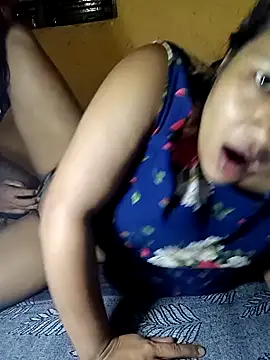 Snapshot of Radhikadavi879 chatting on January 15, 2025, 6:40 pm Radhikadavi879 online show from January 15, 2025, 6:40 pm