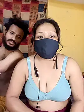 Snapshot of Radhikadavi879 chatting on January 24, 2025, 4:39 pm Radhikadavi879 online show from January 24, 2025, 4:39 pm