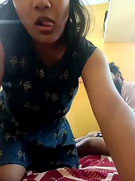 Snapshot of Radhikadavi879 chatting on February 19, 2025, 6:55 am Radhikadavi879 online show from February 19, 2025, 6:55 am