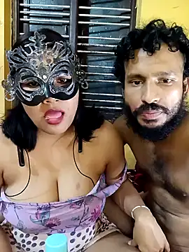 Snapshot of Radhikadavi879 chatting on February 19, 2025, 8:31 pm Radhikadavi879 online show from February 19, 2025, 8:31 pm