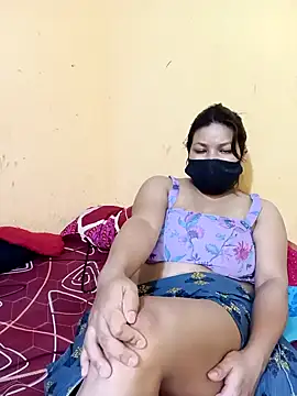 Snapshot of Radhikadavi879 chatting on February 22, 2025, 9:59 pm Radhikadavi879 online show from February 22, 2025, 9:59 pm