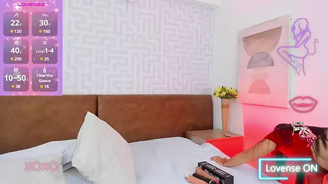 anany   online show from March 4, 2025, 11:40 am