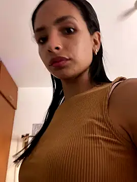 AnnitaSerna  online show from September 30, 2025, 1:27 pm