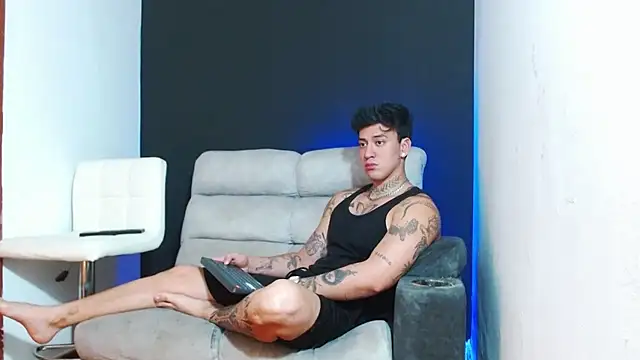 JUSTIN FULLER1 online show from March 7, 2026, 7:22 pm