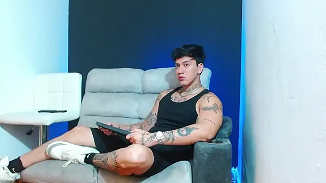 JUSTIN FULLER1 online show from March 20, 2026, 5:40 pm