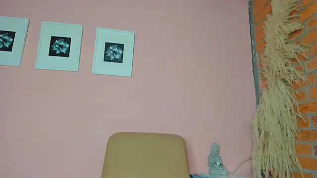 Snapshot of salavictoria chatting on January 4, 2025, 6:51 pm salavictoria online show from January 4, 2025, 6:51 pm