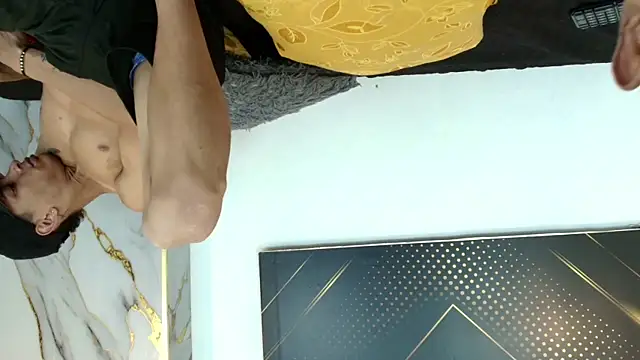 JordanAndAndrew online show from December 19, 2025, 9:22 pm