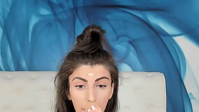 SkinnyDolly online show from October 10, 2025, 2:10 am