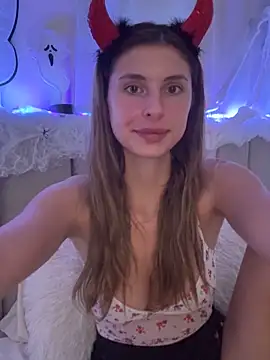 emma05 online show from October 30, 2025, 6:08 pm