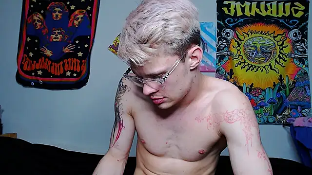 hornyadamsex online show from March 24, 2026, 12:21 pm