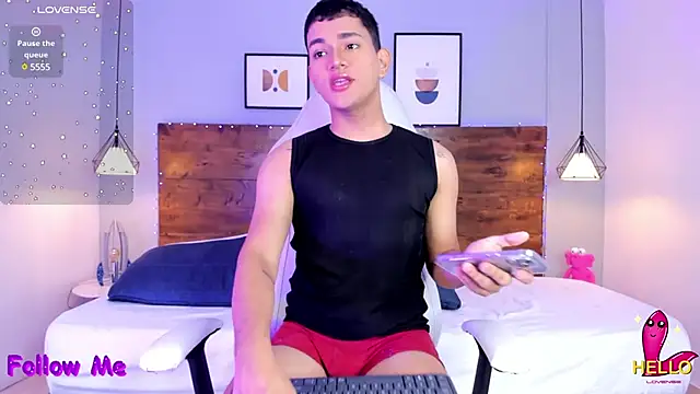 Snapshot of ander_deimond_ chatting on February 4, 2025, 12:55 pm ander deimond  online show from February 4, 2025, 12:55 pm