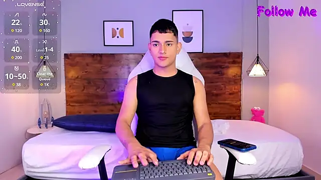 Snapshot of ander_deimond_ chatting on February 10, 2025, 4:25 pm ander deimond  online show from February 10, 2025, 4:25 pm