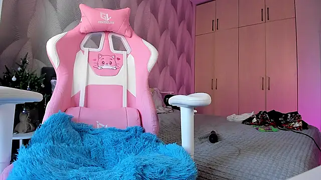 Bambiii bby online show from January 15, 2025, 9:24 am