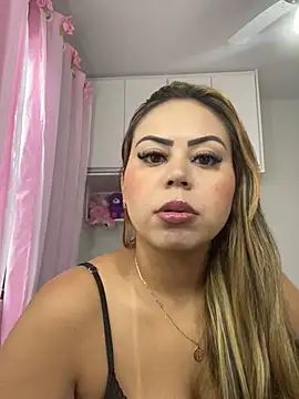 Snapshot of lariic chatting on January 7, 2025, 1:14 pm lariic online show from January 7, 2025, 1:14 pm