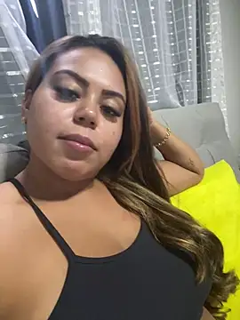 Snapshot of lariic chatting on February 15, 2025, 5:07 pm lariic online show from February 15, 2025, 5:07 pm