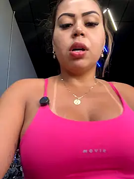 Snapshot of lariic chatting on October 1, 2025, 6:36 pm lariic online show from October 1, 2025, 6:36 pm