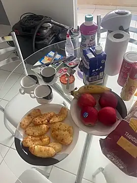 Snapshot of lariic chatting on February 27, 2026, 12:16 pm lariic online show from February 27, 2026, 12:16 pm