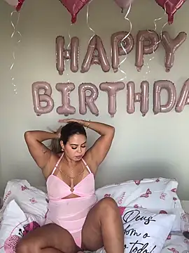 lariic online show from April 7, 2026, 6:19 pm