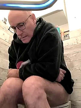 bogland33 online show from March 10, 2025, 10:04 am