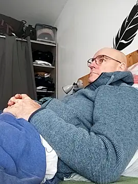 bogland33 online show from February 10, 2026, 11:25 am