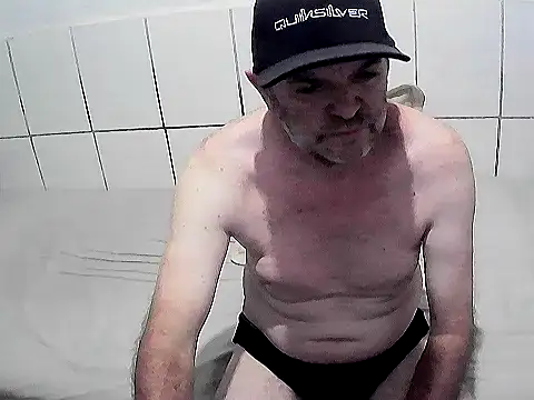 pierdona online show from September 18, 2025, 7:27 pm