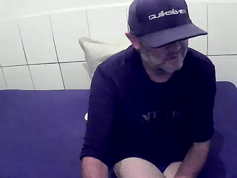 pierdona online show from February 10, 2026, 9:19 pm