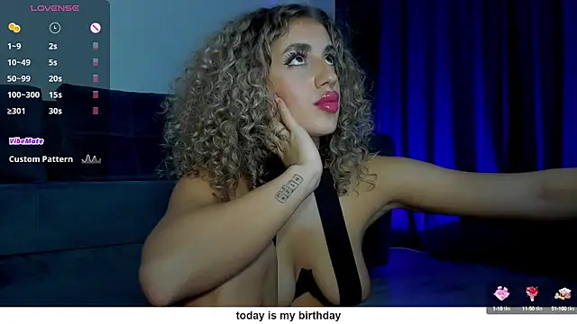 CurlyAnt0 online show from February 14, 2025, 11:09 pm