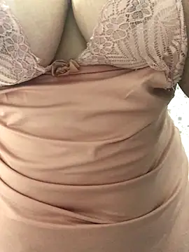 ahross online show from September 23, 2025, 11:02 am