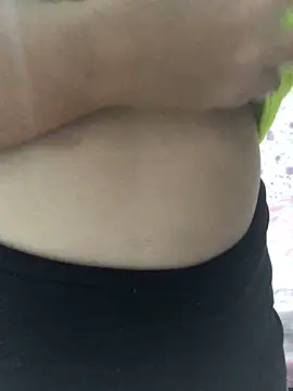 ahross online show from October 21, 2025, 9:48 pm