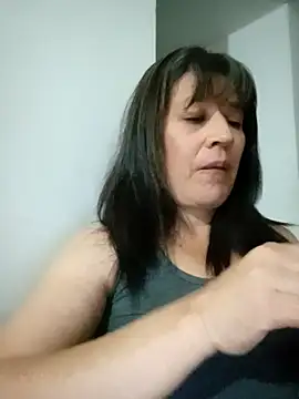 carolina linarez69 online show from June 11, 2026, 2:00 am