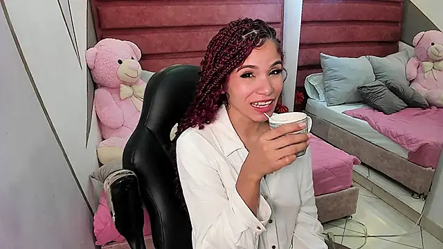 Snapshot of anna__duff chatting on January 5, 2025, 10:53 am anna duff online show from January 5, 2025, 10:53 am