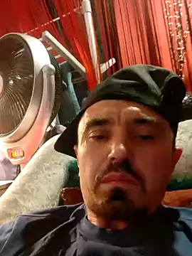 Snapshot of HungJonny99 chatting on March 1, 2025, 8:42 pm HungJonny99 online show from March 1, 2025, 8:42 pm