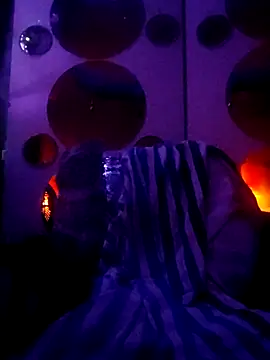 Snapshot of HungJonny99 chatting on November 22, 2025, 7:51 am HungJonny99 online show from November 22, 2025, 7:51 am