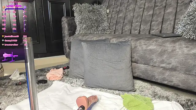 kinky polar online show from December 24, 2024, 8:00 am