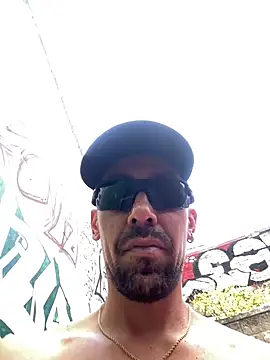 dantedesirexx online show from January 13, 2025, 6:38 pm