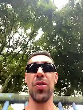 dantedesirexx online show from March 7, 2025, 7:05 pm