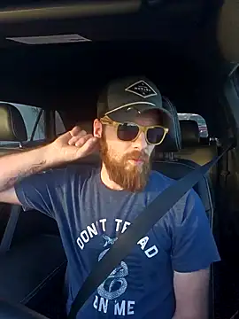 SirYummy18 online show from January 14, 2025, 11:05 pm